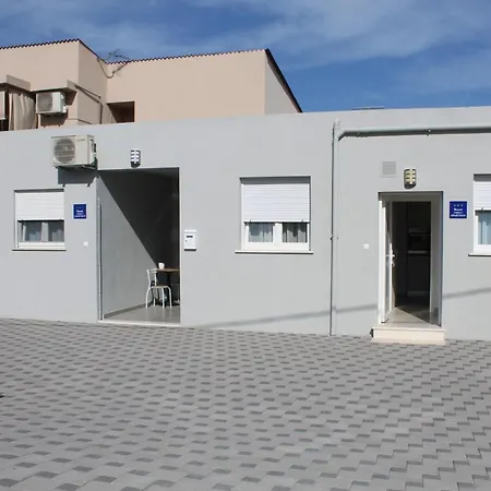 Andrea Apartament *